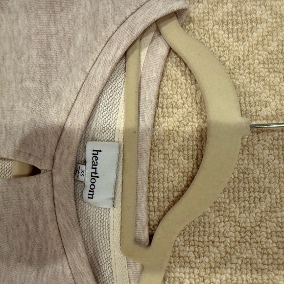 Heartloom Beige Long Sleeve Top - Picture 2 of 2